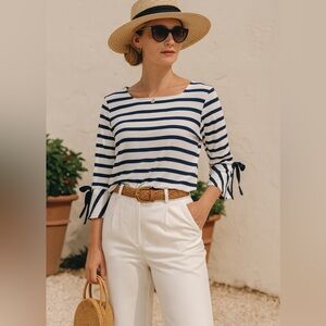 Chicos Womens Blue Striped Flare Sleeve Square‎ Neck Top sz 1P Nautical Preppy